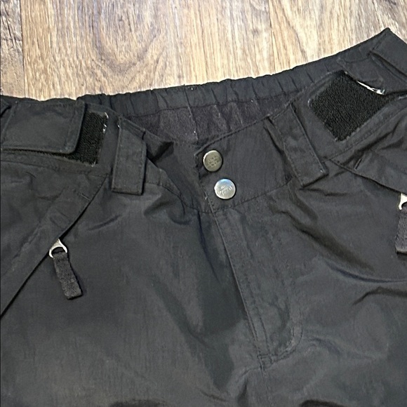 The North Face Women’s Cargo Ski Pants - Picture 9 of 9